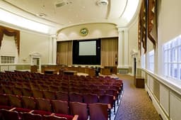 AlbCoOfcBldg Aud SS 710x468