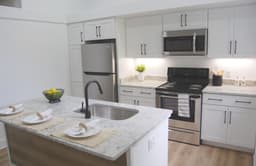 101 Avon Street Apartments 06