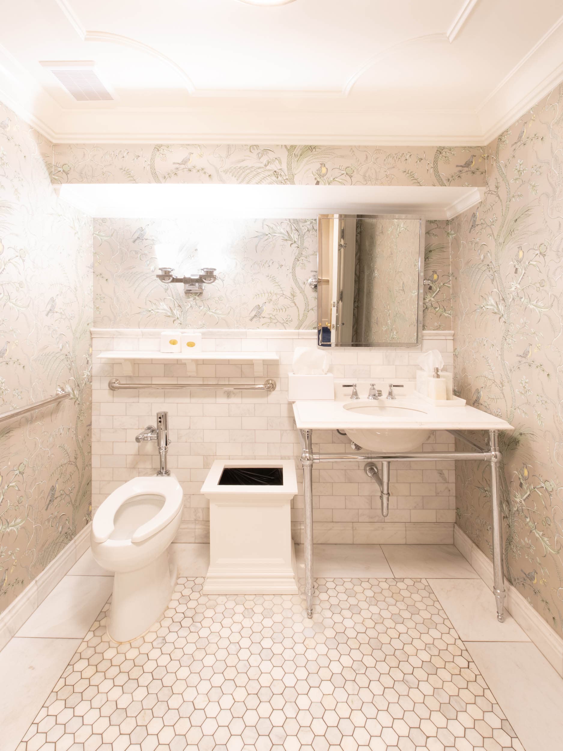 Farmington Country Club Interiors 15