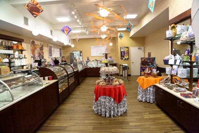 Kilwins-Charlottesville-by-Commercial-GC-Martin-Horn-5