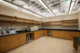 UVA-Landers-Lab---Martin-Horn-(11-of-14)