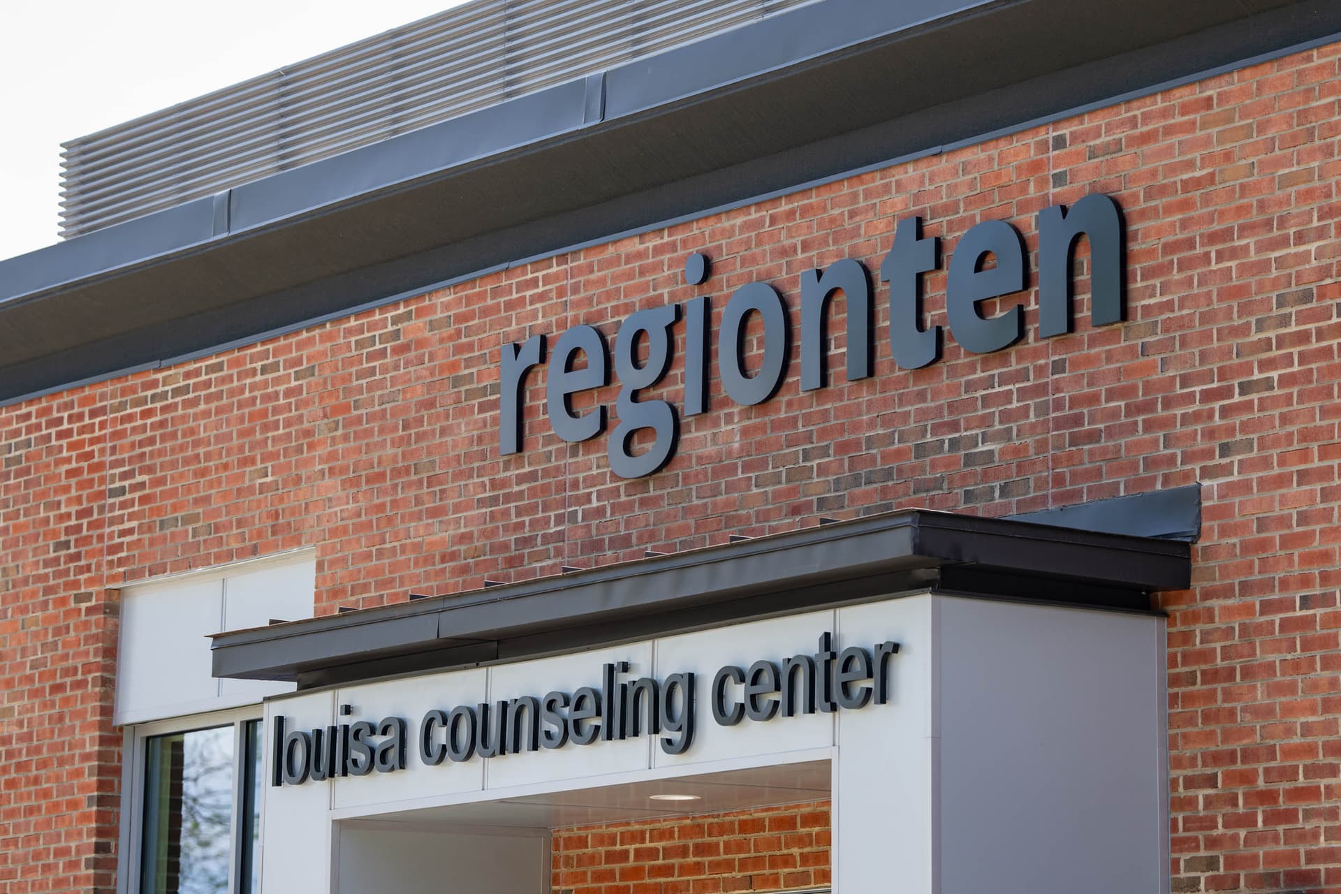 Region 10 Louisa Opening 01