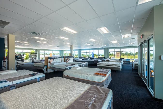 Sleepys-Mattress-Retail-Store-by-General-Contractor-Martin-Horn-6