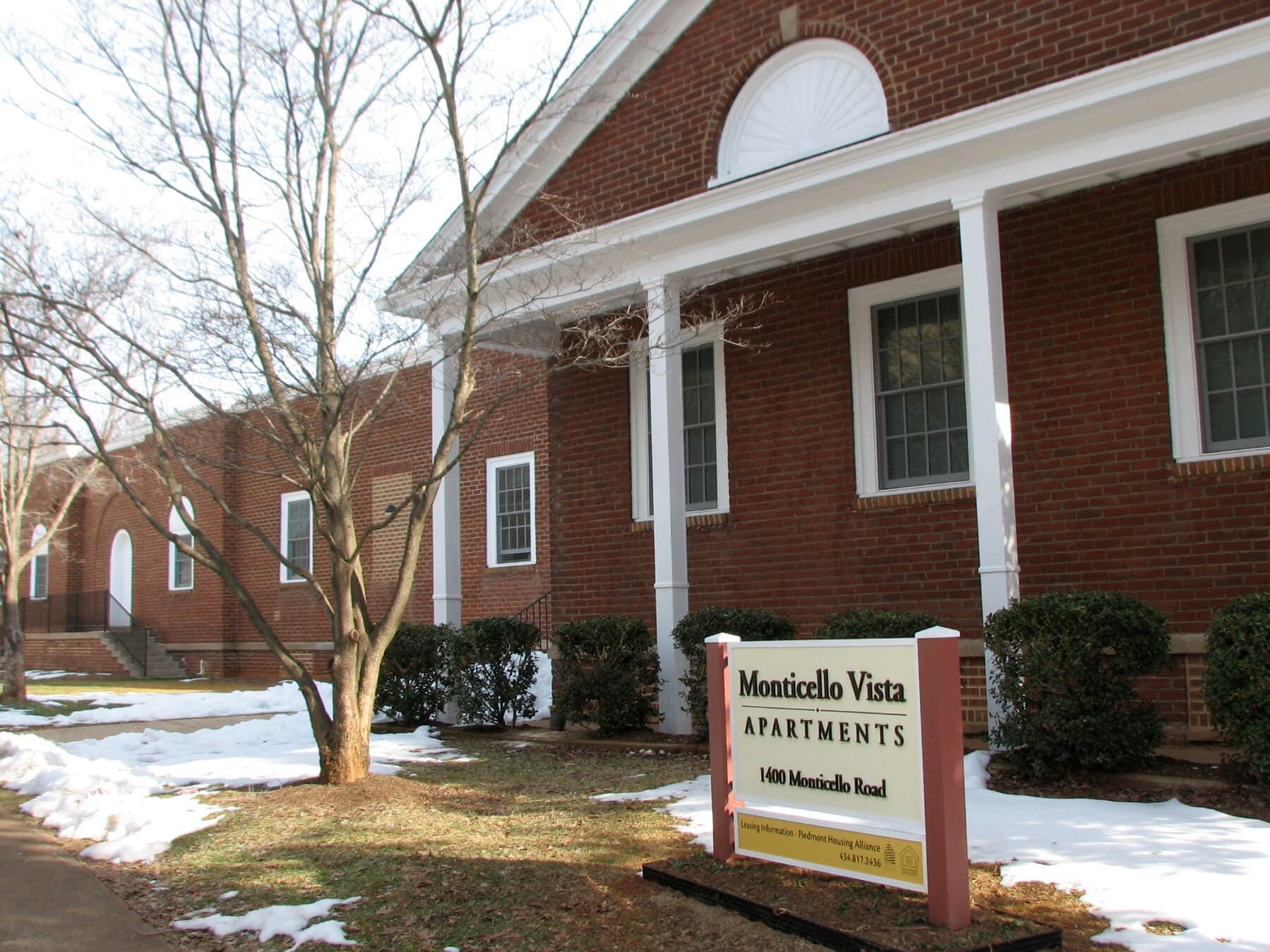 Monticello-Vista finished