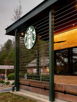 Starbucks 29N SS 012