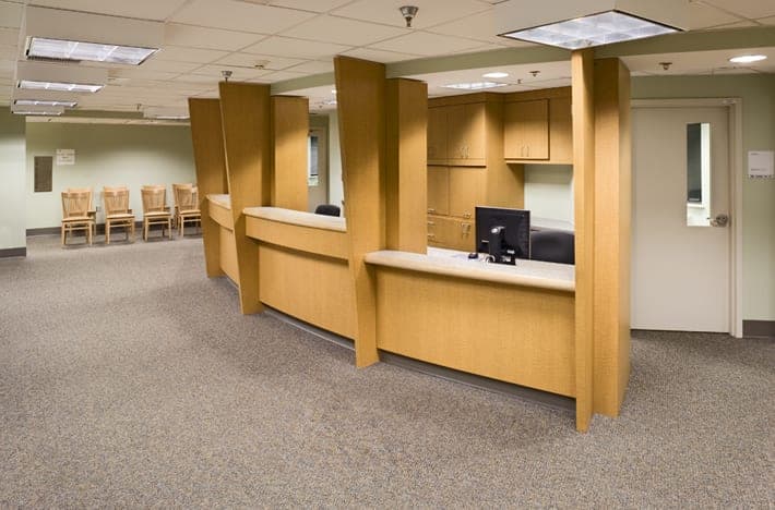 UVA 1222JPA reception2 SS 710x468