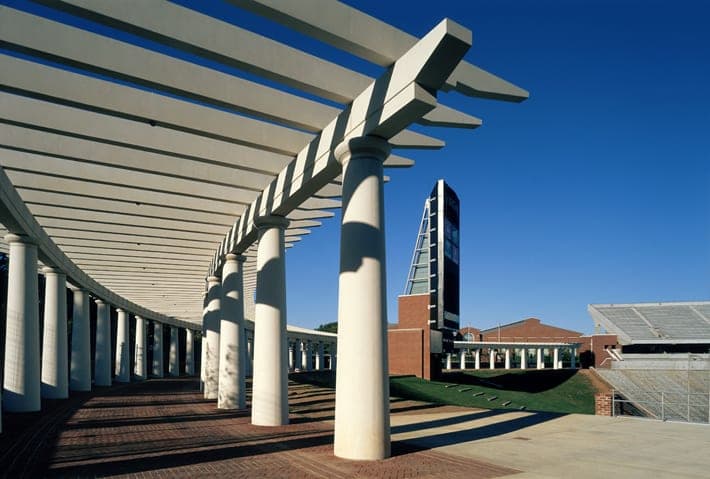 UVa Scott colonnade2 710px