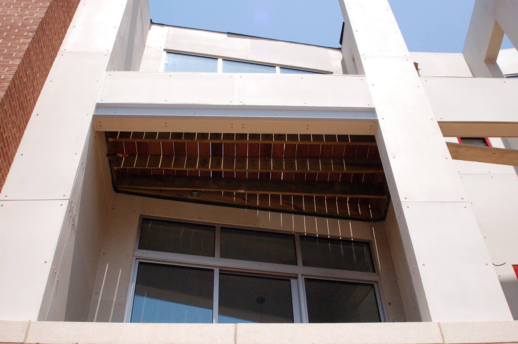 Abington closeup ext45